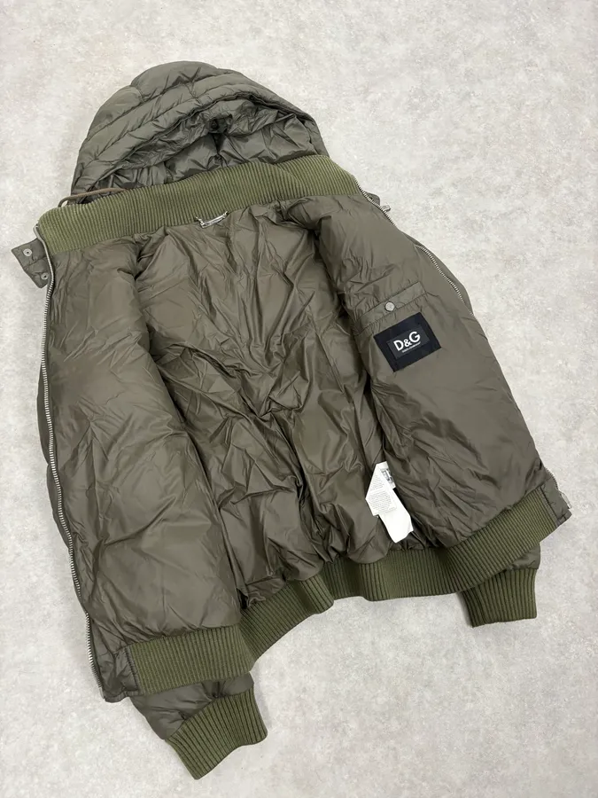AW2003 Dolce & Gabbana Green Hooded Puffer Bomber Jacket - Image 7