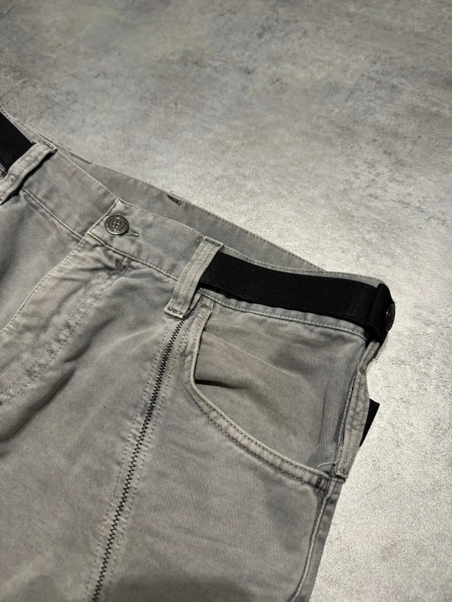 AW2003 Dolce & Gabbana Grey Relaxed Bondage Strapped Pants - Image 8