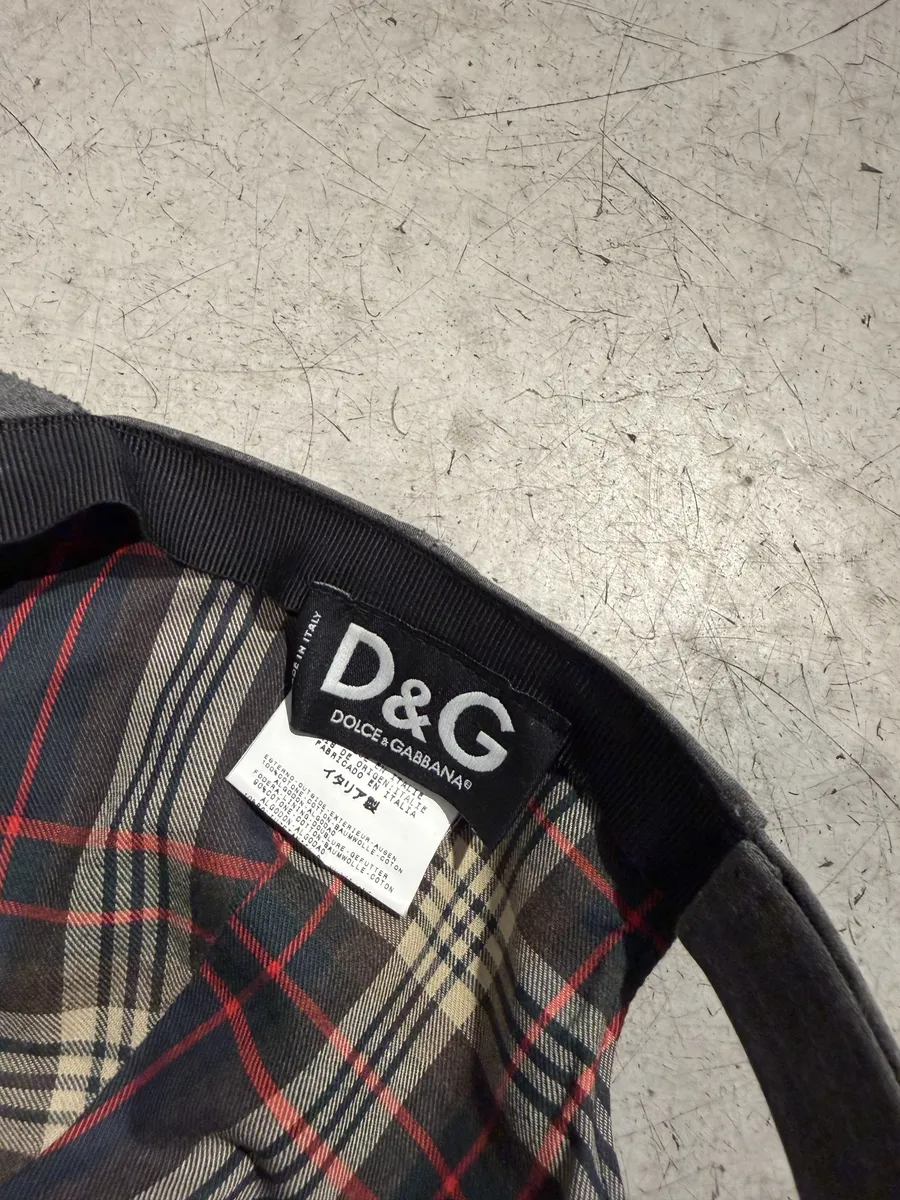 AW2003 Dolce & Gabbana Multi Pockets Grey Cargo Cap - Image 7