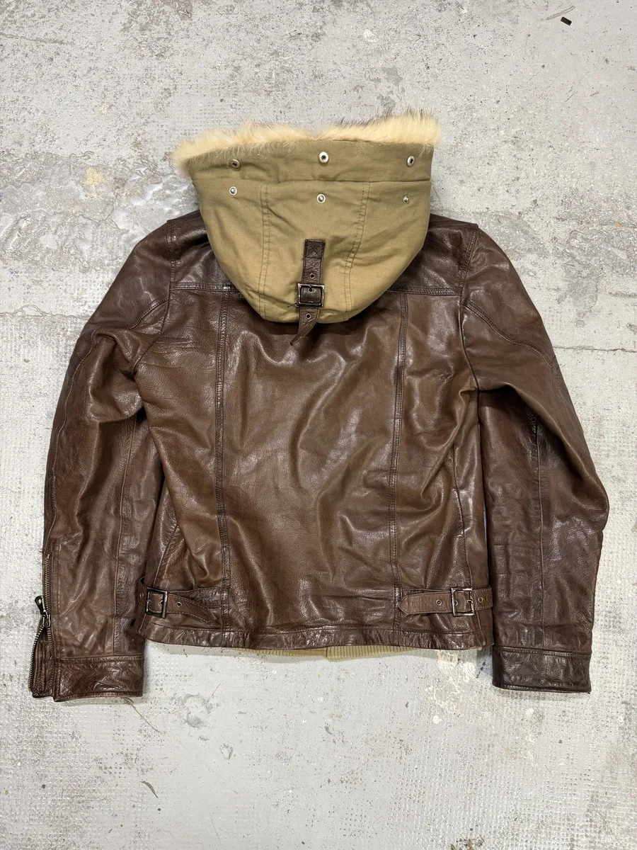 AW2003 Dolce & Gabbana Parachute Buffalo Shearling Brown Leather Fur Hooded Jacket - Image 3