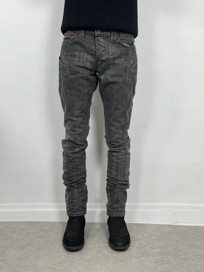 AW2003 Dolce & Gabbana Raw Grey Slim Denim Jeans - Image 2