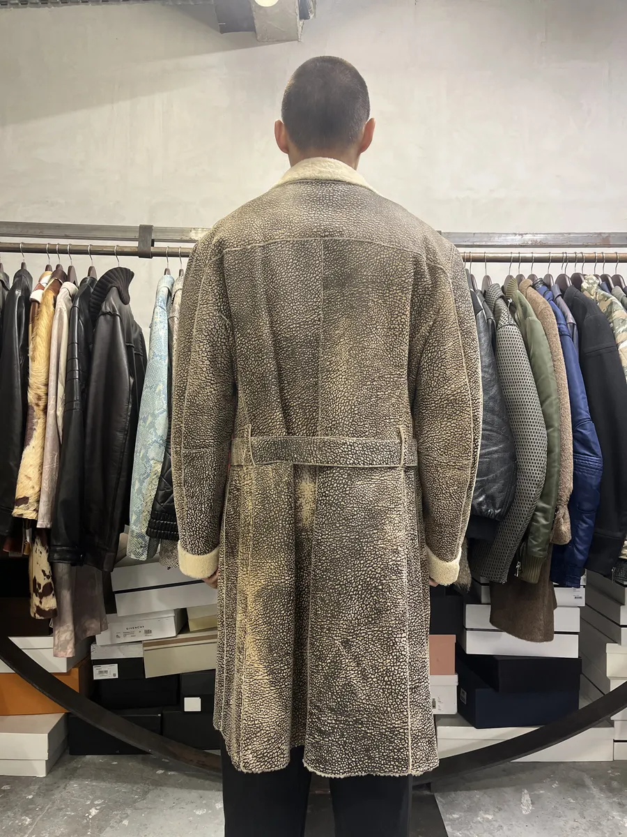 AW2003 Emporio Armani Texture Grey Shearling Leather Trench Coat - Image 4