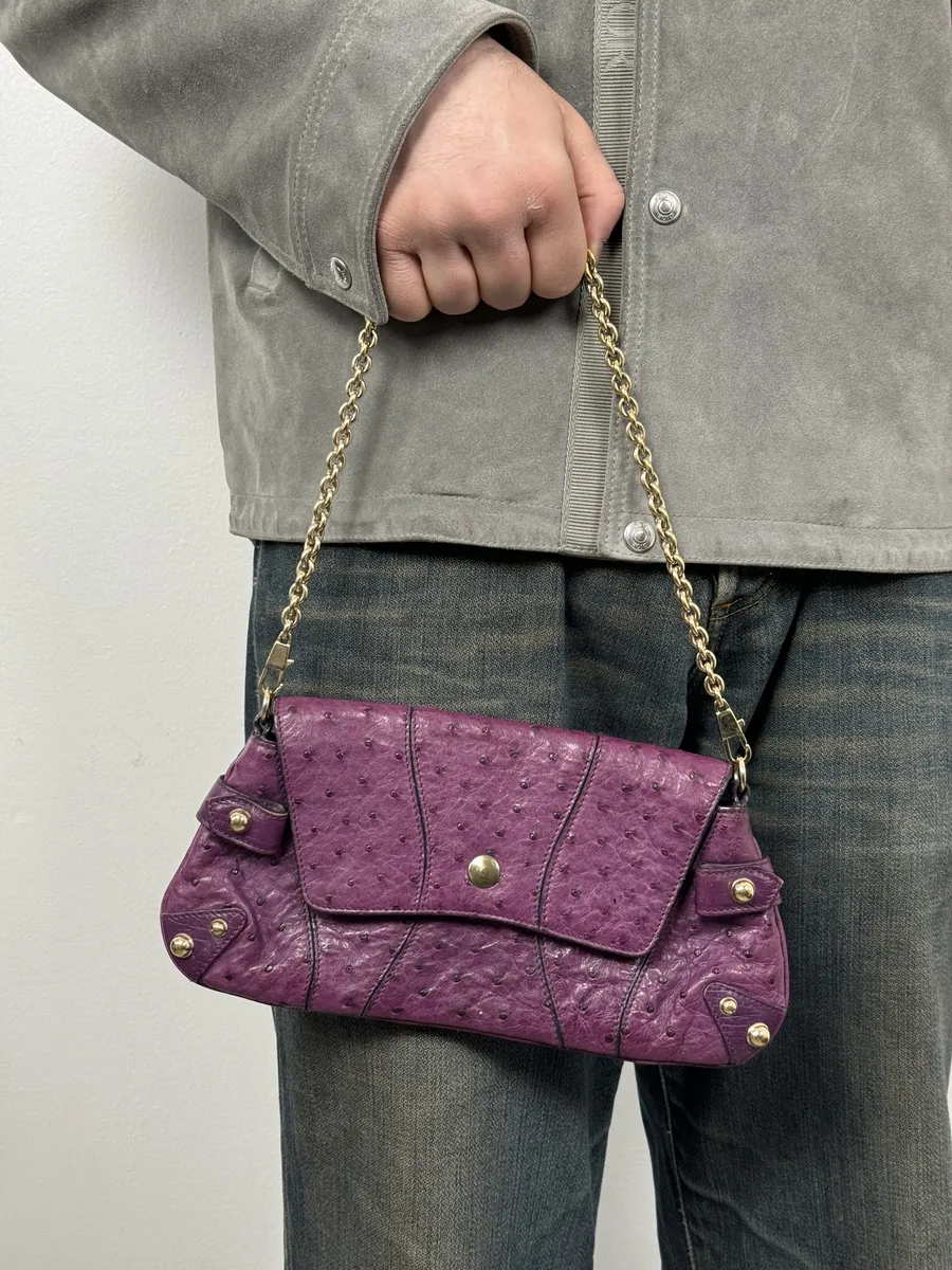 AW2003 Gucci Purple Ostrich Leather Handle Clutch Bag - Image 2