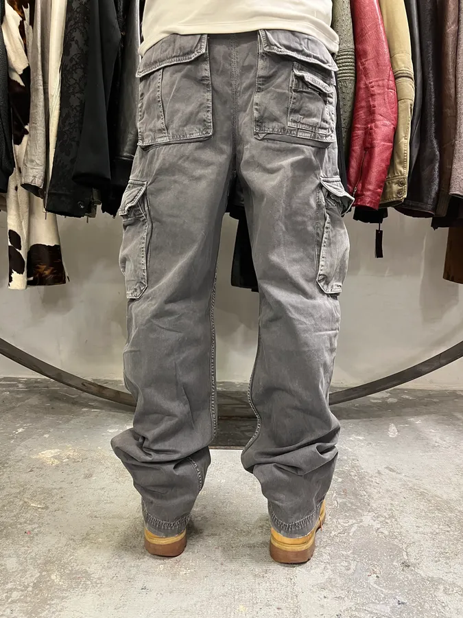 AW2004 Dolce & Gabbana Grey Multi Pockets Cargo Pants - Image 3