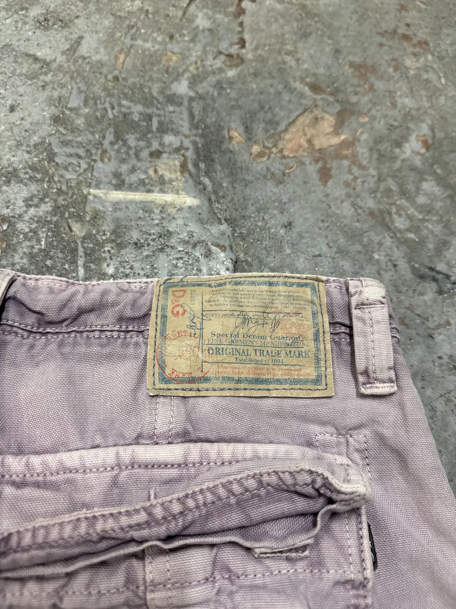 AW2004 Dolce & Gabbana Multi Pockets Lila Cargo Shorts - Image 9