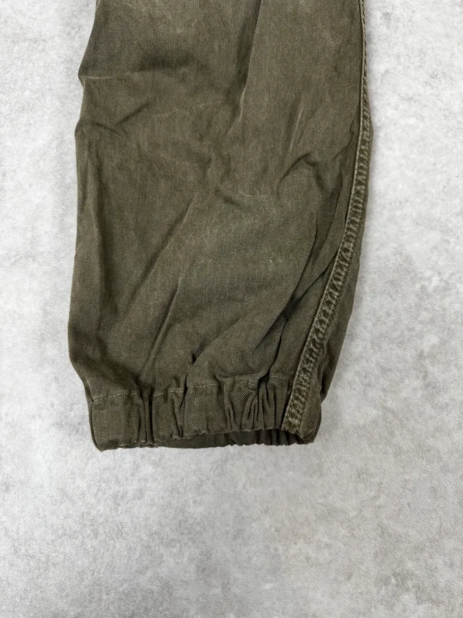 AW2004 Dolce & Gabbana Olive Green Multi Pockets Cargo Pants - Image 10