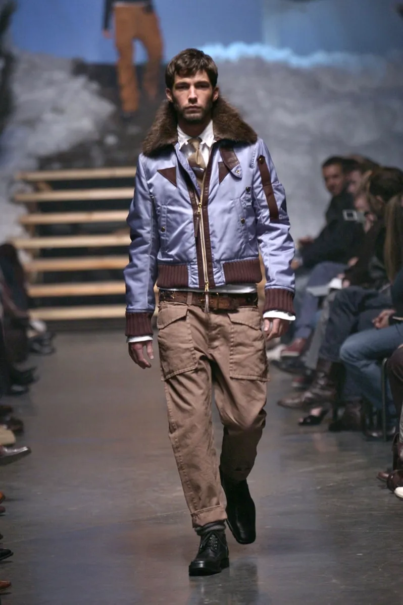 AW2004 Dsquared2 Light Blue Nylon Detachable Fur Collar Bomber Jacket - Image 2
