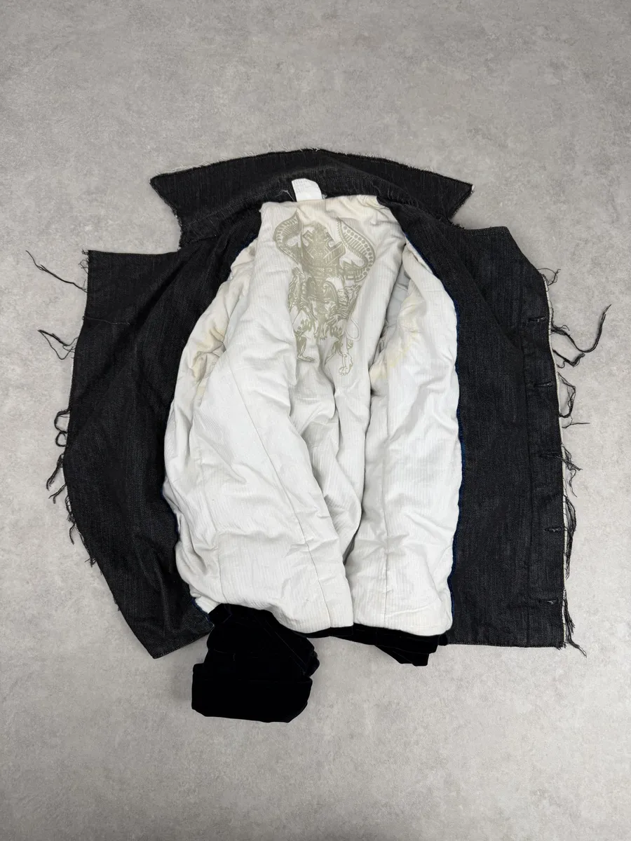 AW2004 Gianfranco Ferré Navy Velvet Officer Jacket - Image 9