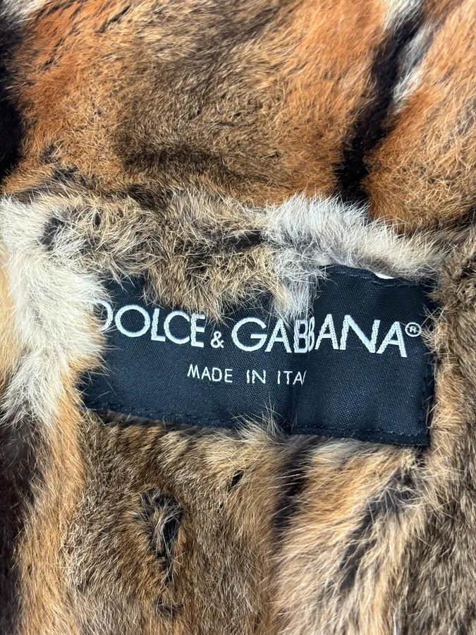 AW2005 Dolce & Gabbana Blue Denim Fur-Lined Denim Jacket - Image 11