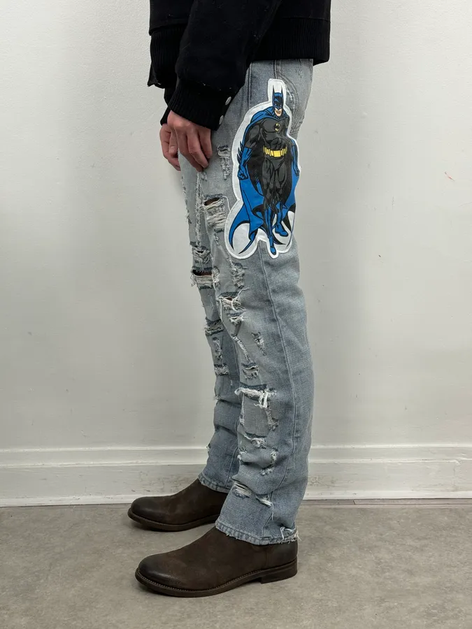 AW2005 Dolce & Gabbana Grey Denim Batman Graphic Distressed Jeans - Image 4
