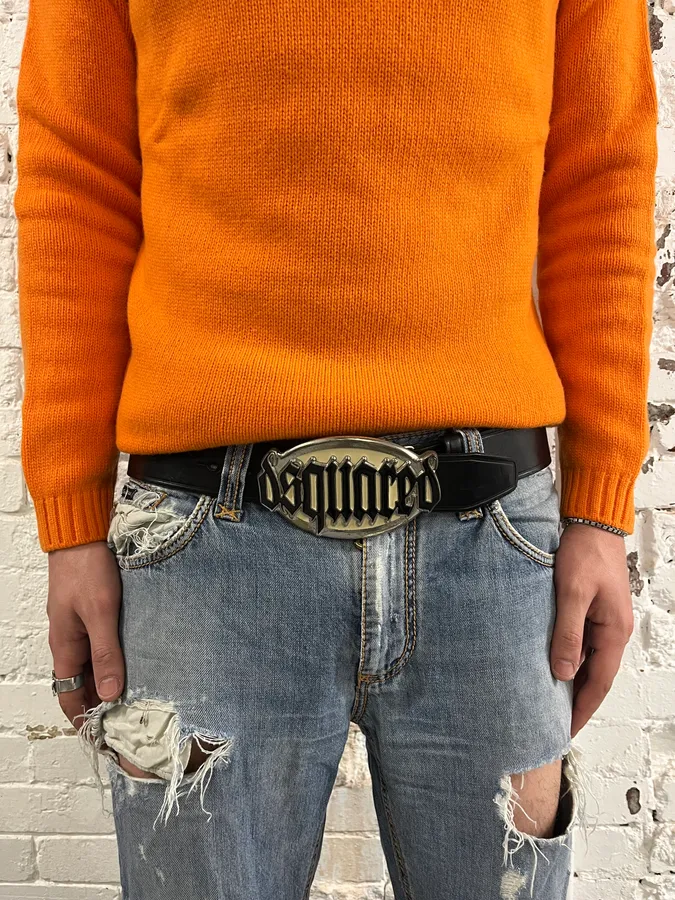 AW2005 Dsquared2 Metal Logo Gothic Buckle Black Leather Belt - Image 3