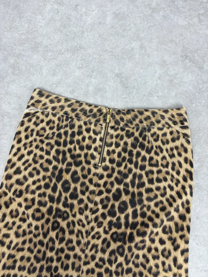 AW2005 Roberto Cavalli Beige Wool Blend Leopard Print Skirt - Image 7