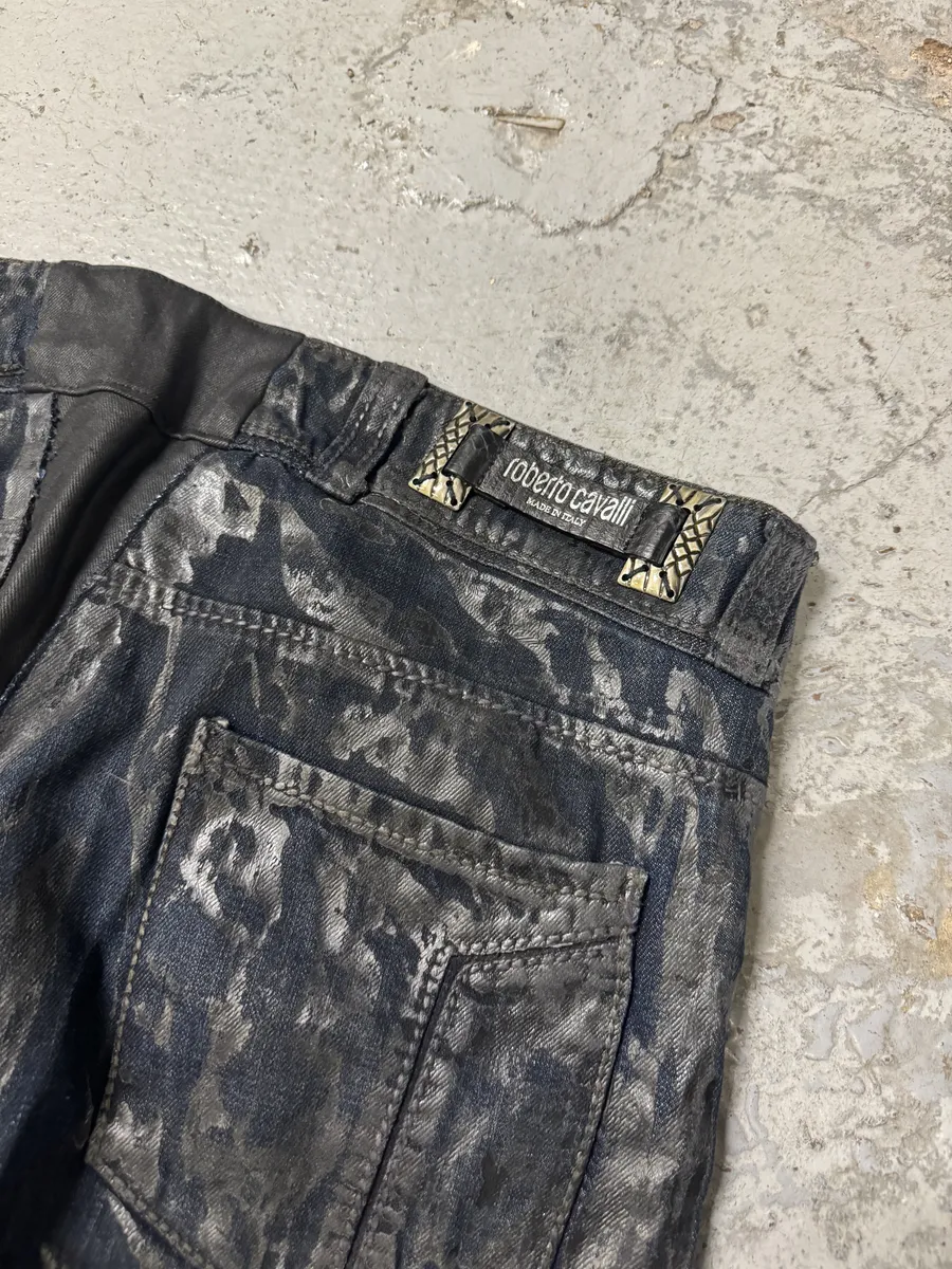 AW2005 Roberto Cavalli Black Crocodile Effect Leather Waxed Denim Jeans - Image 10