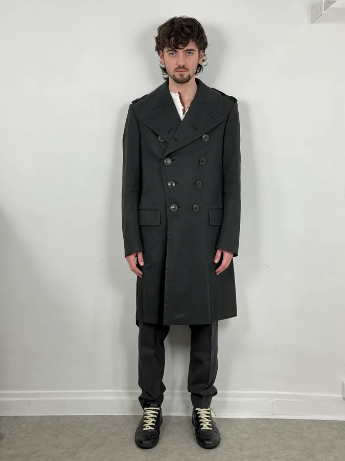 AW2005 Yves Saint Laurent Black Premium Classy Trench Coat - Image 2