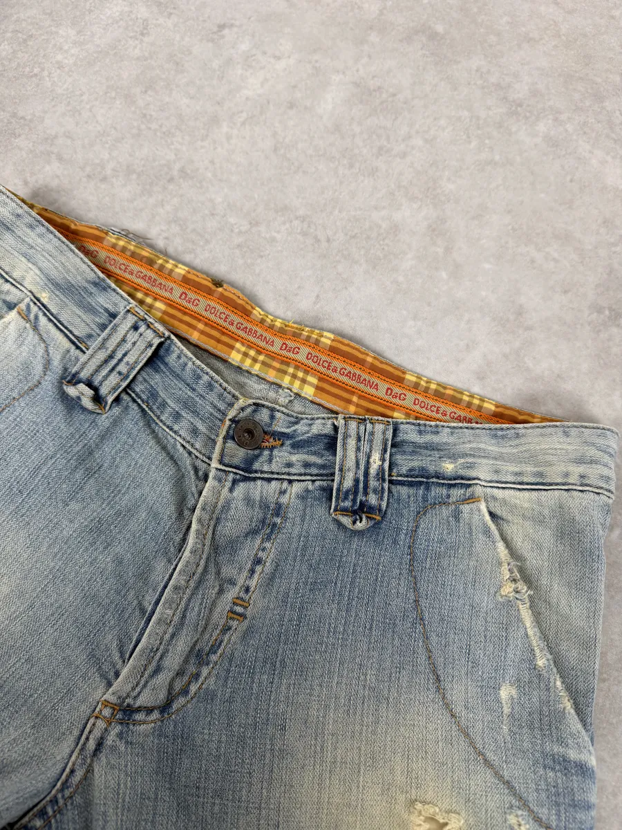 AW2006 Dolce & Gabbana Yellow Printed Blue Distressed Denim Jeans - Image 8