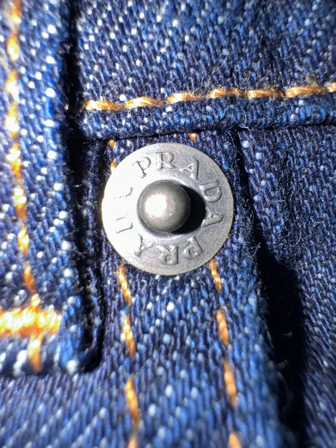 AW2006 Prada Large Cozy Brut Denim Short Jeans - Image 9