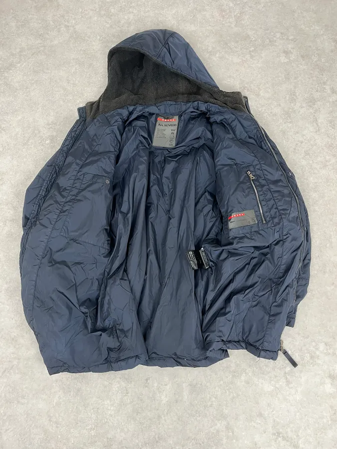 AW2006 Prada Navy Fur Collar Heavy Puffer Jacket - Image 8