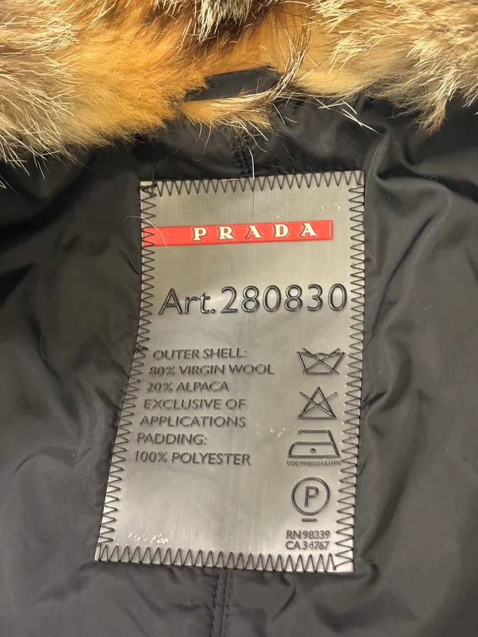 AW2006 Prada Pins Fur Collar Black Wool Jacket - Image 13