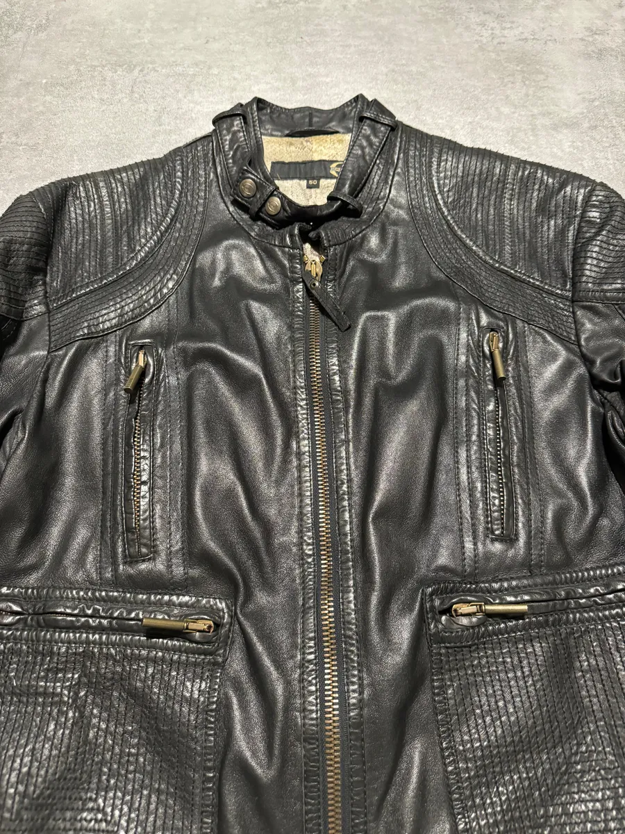 AW2007 Cavalli Black Sophisticated Biker Leather Jacket - Image 7