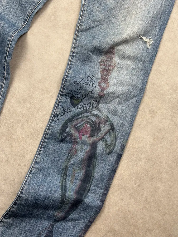 AW2007 Cavalli Blue Denim Painted Abstract Jeans - Image 10