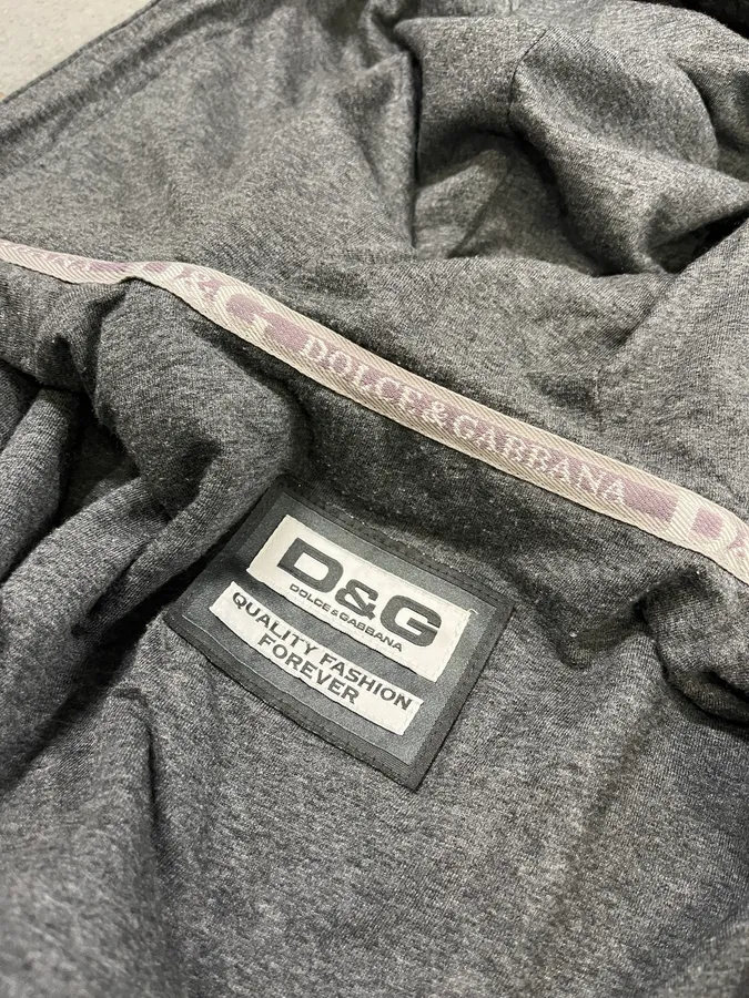 AW2007 Dolce & Gabbana Quilted Zip-up Grey Jacket - Image 10
