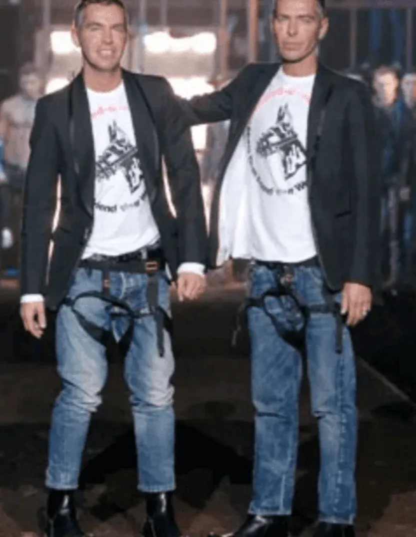 AW2007 Dsquared2 White Dobberman Dog Longsleeves T-Shirt - Image 2