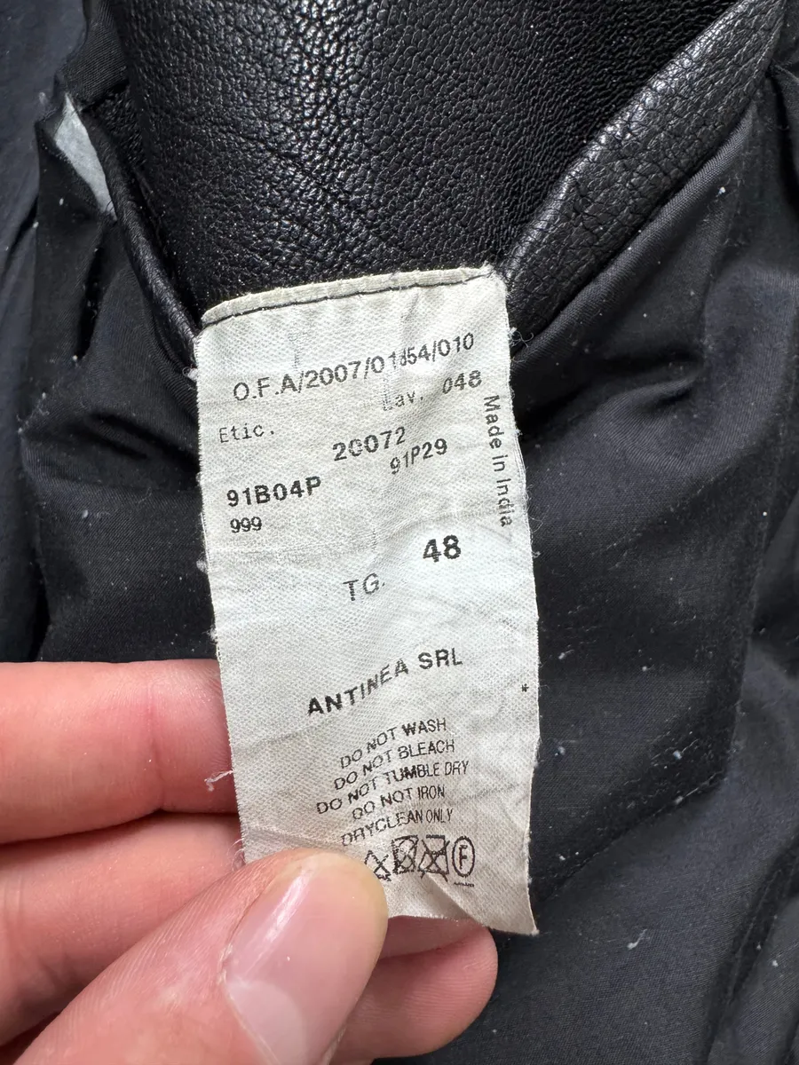 AW2007 Emporio Armani Textured Black Leather Jacket - Image 10