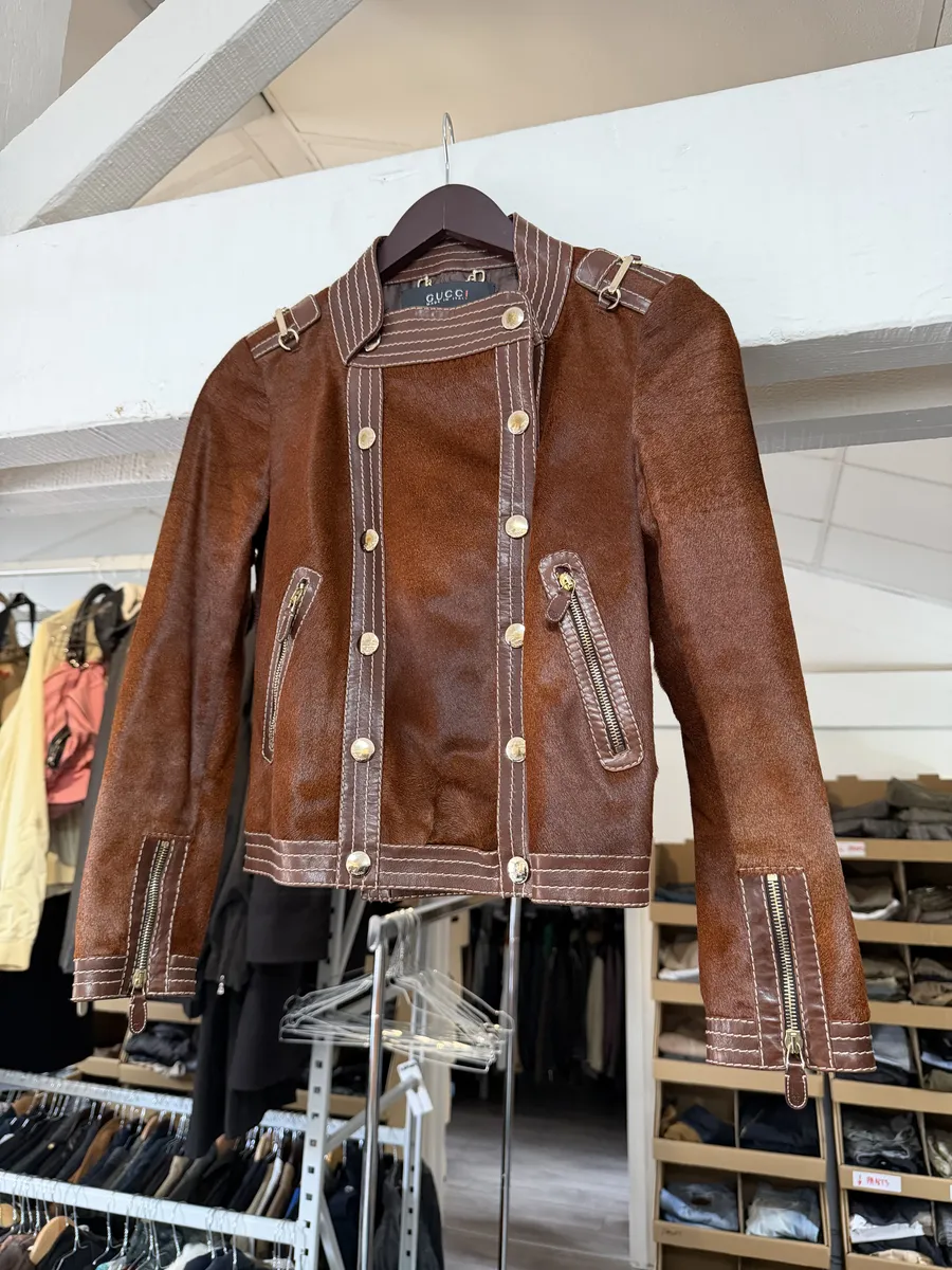 AW2007 Gucci Brown Pony Hair Officer Buttoned Jacket by Frida Giannini - Image 7