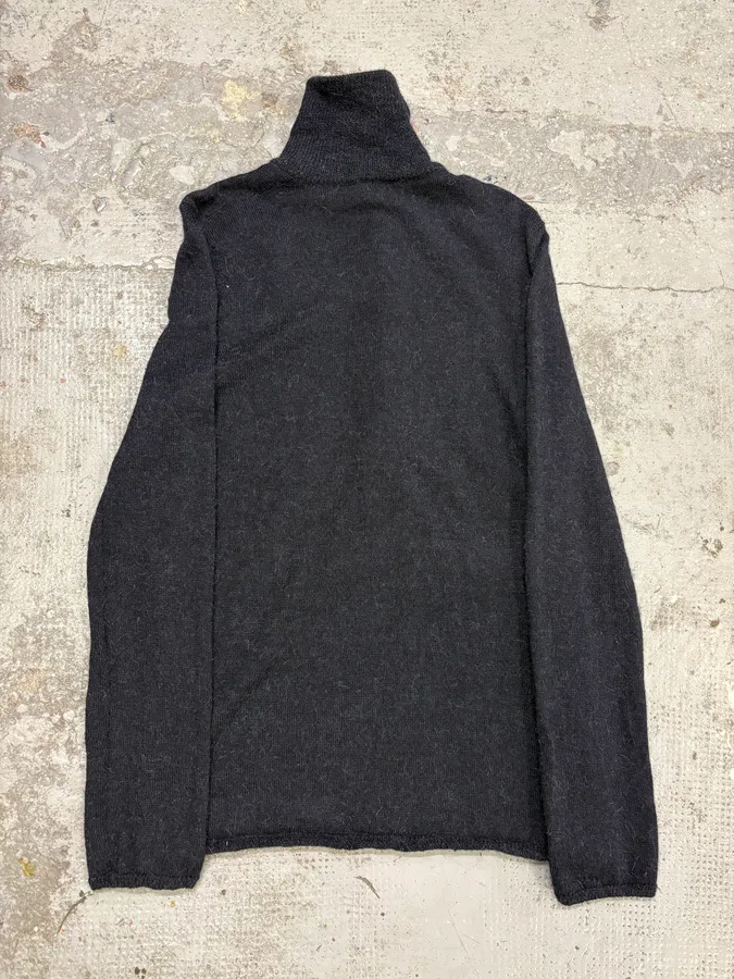 AW2007 Gucci Navy Asymmetrical Wool Buttoned Sweater by Frida Giannini - Image 6