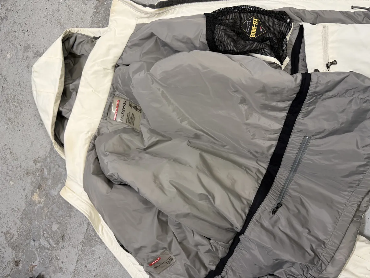 AW2007 Prada White Linea Rossa Ski Hooded Jacket - Image 16