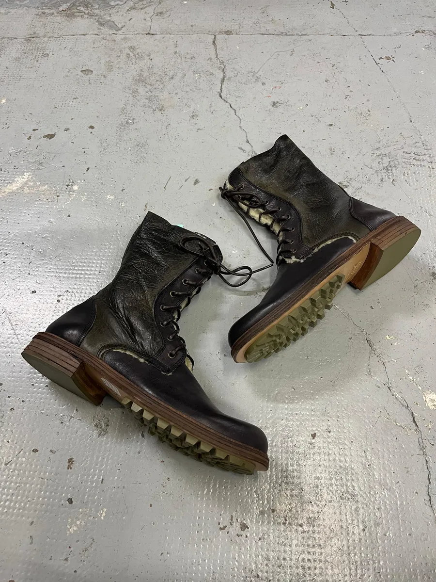 AW2008 Dolce & Gabbana Black Shearling Leather Combat Boots - Image 3