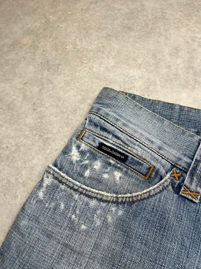 AW2008 Dolce & Gabbana Contrast Back Pocket Light Blue Denim Jeans - Image 8