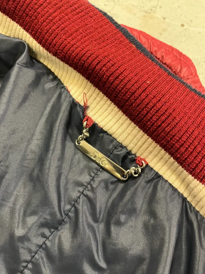AW2008 Dolce & Gabbana Ski Retractable Hood Red Puffer Jacket - Image 10