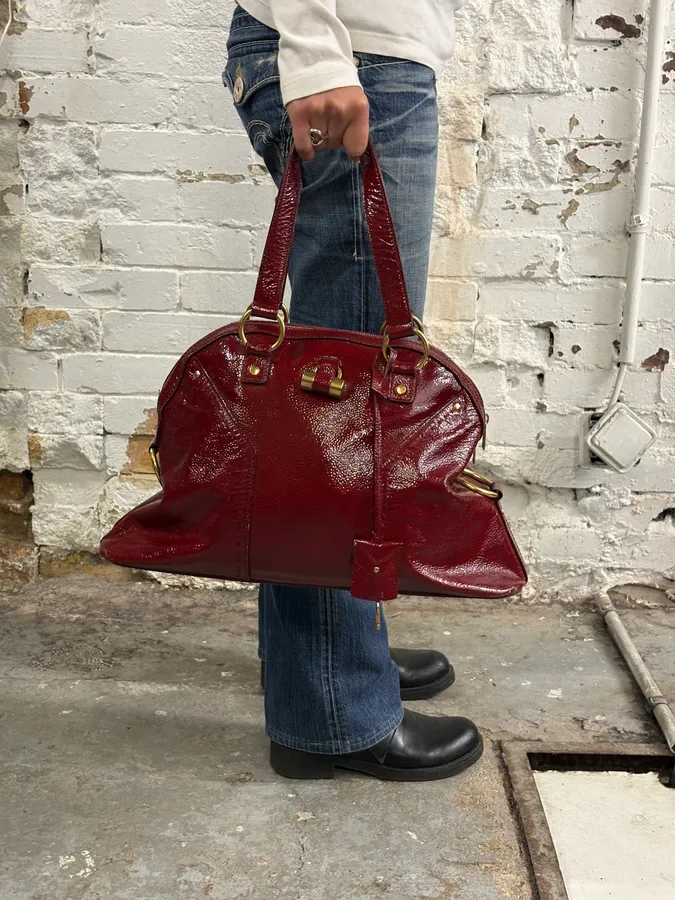 AW2008 Saint Laurent Bordeaux Patent Leather Muse Barrel Bag - Image 2