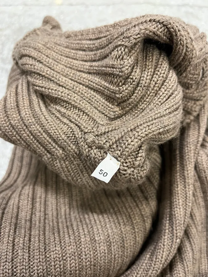 AW2009 Dolce & Gabbana Camel Buttoned Up Sweater - Image 11