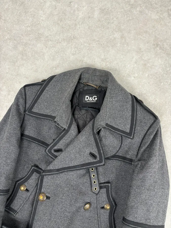AW2009 Dolce & Gabbana Grey Wool Officer Trench Coat - Image 6