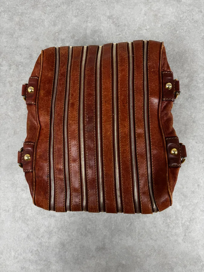 AW2010 Dolce & Gabbana Brown Multi Zip Leather Lily Bag - Image 5