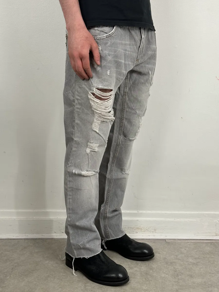 AW2010 Dolce & Gabbana Distressed Grey Denim Jeans - Image 2