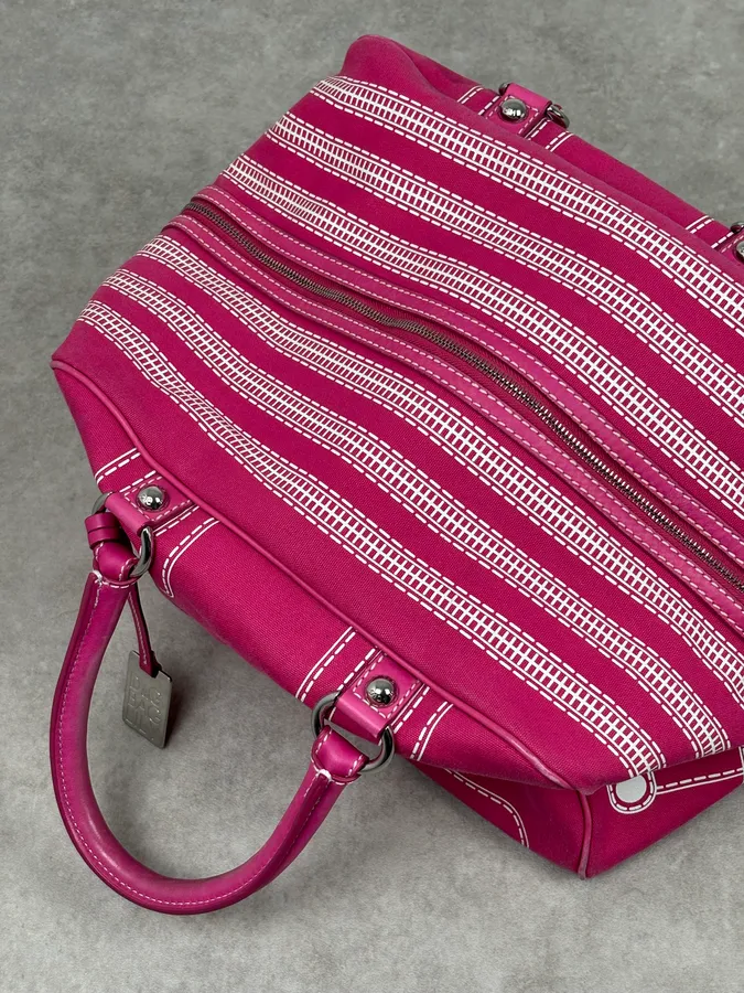 AW2010 Dolce & Gabbana Fuchsia Pink Canvas Trompe Loeil Zip Bag - Image 14