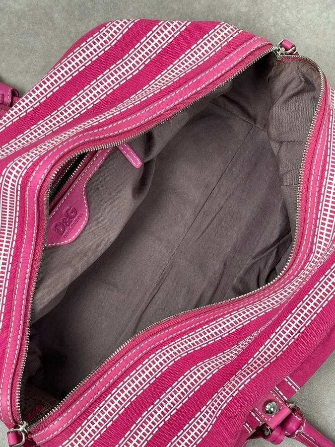 AW2010 Dolce & Gabbana Fuchsia Pink Canvas Trompe Loeil Zip Bag - Image 16