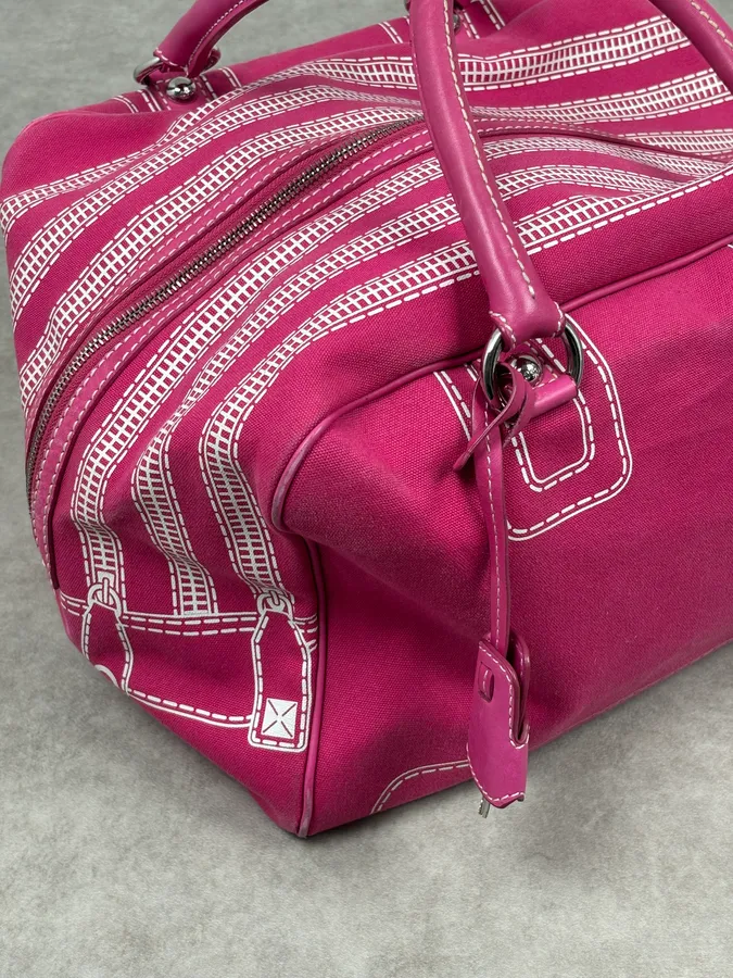 AW2010 Dolce & Gabbana Fuchsia Pink Canvas Trompe Loeil Zip Bag - Image 7