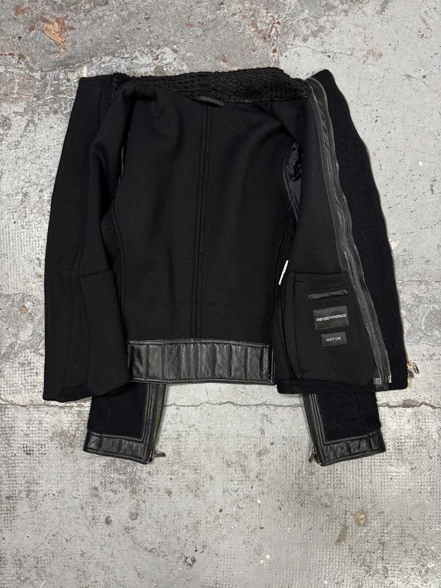 AW2010 Emporio Armani Asymmetrical Black Wool & Leather Jacket - Image 9