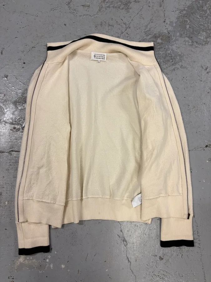 AW2010 Maison Margiela White Flower Zip-up Sweater - Image 5