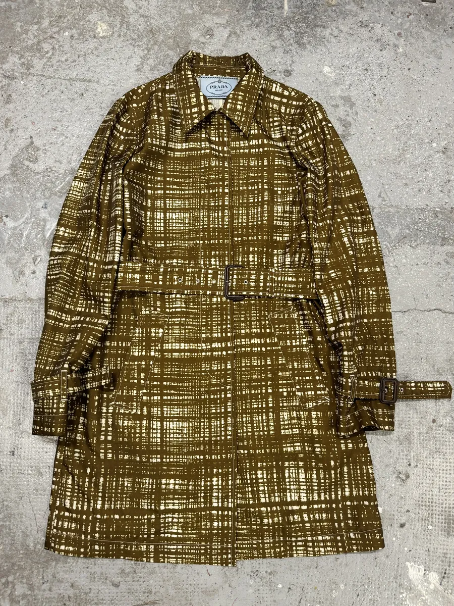 AW2010 Prada Brown Contemporary Elegant Trench Coat