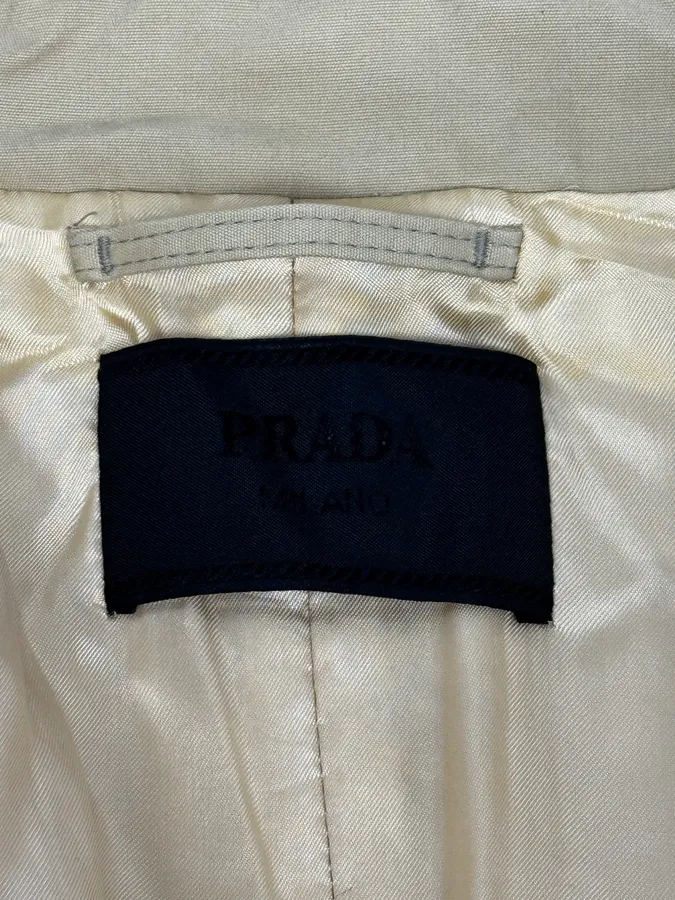 AW2011 Prada Beige Buttoned Classy Trench Coat - Image 10