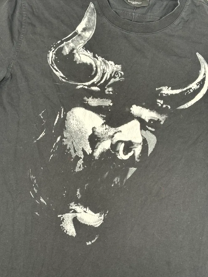 AW2012 Givenchy Black Bull Graphic T-Shirt - Image 7