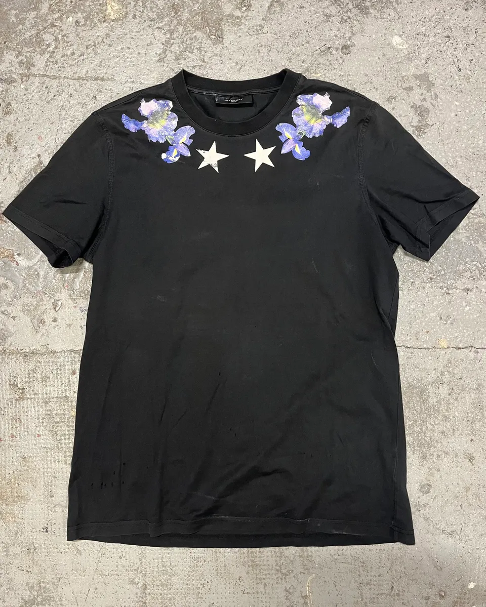 AW2013 Givenchy Star Black Flowers Tee-Shirt by Riccardo Tisci