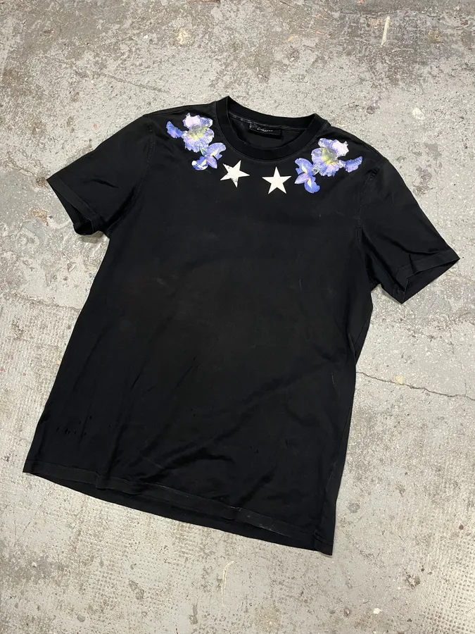AW2013 Givenchy Star Black Flowers Tee-Shirt by Riccardo Tisci - Image 4