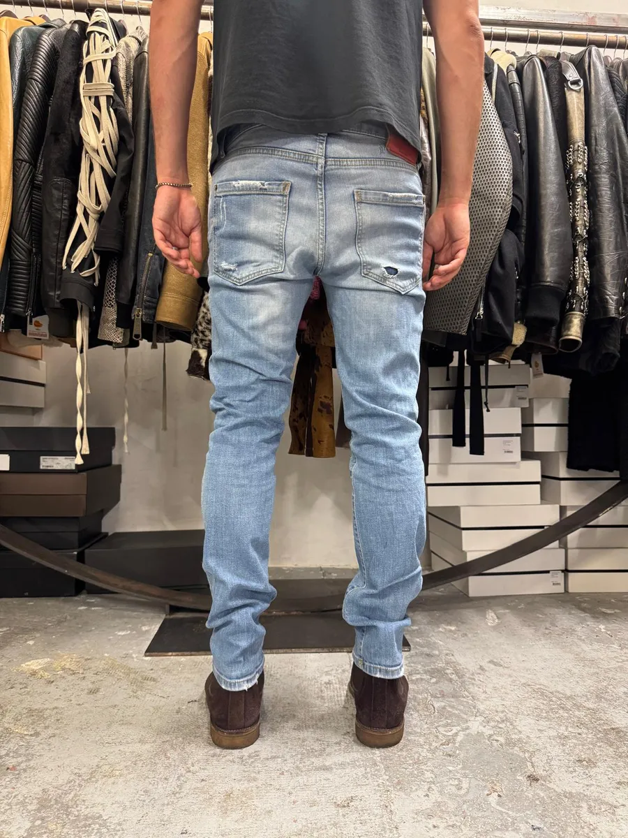 AW2014 DSquared2 Blue Distressed Patchwork Slim Denim Jeans - Image 3