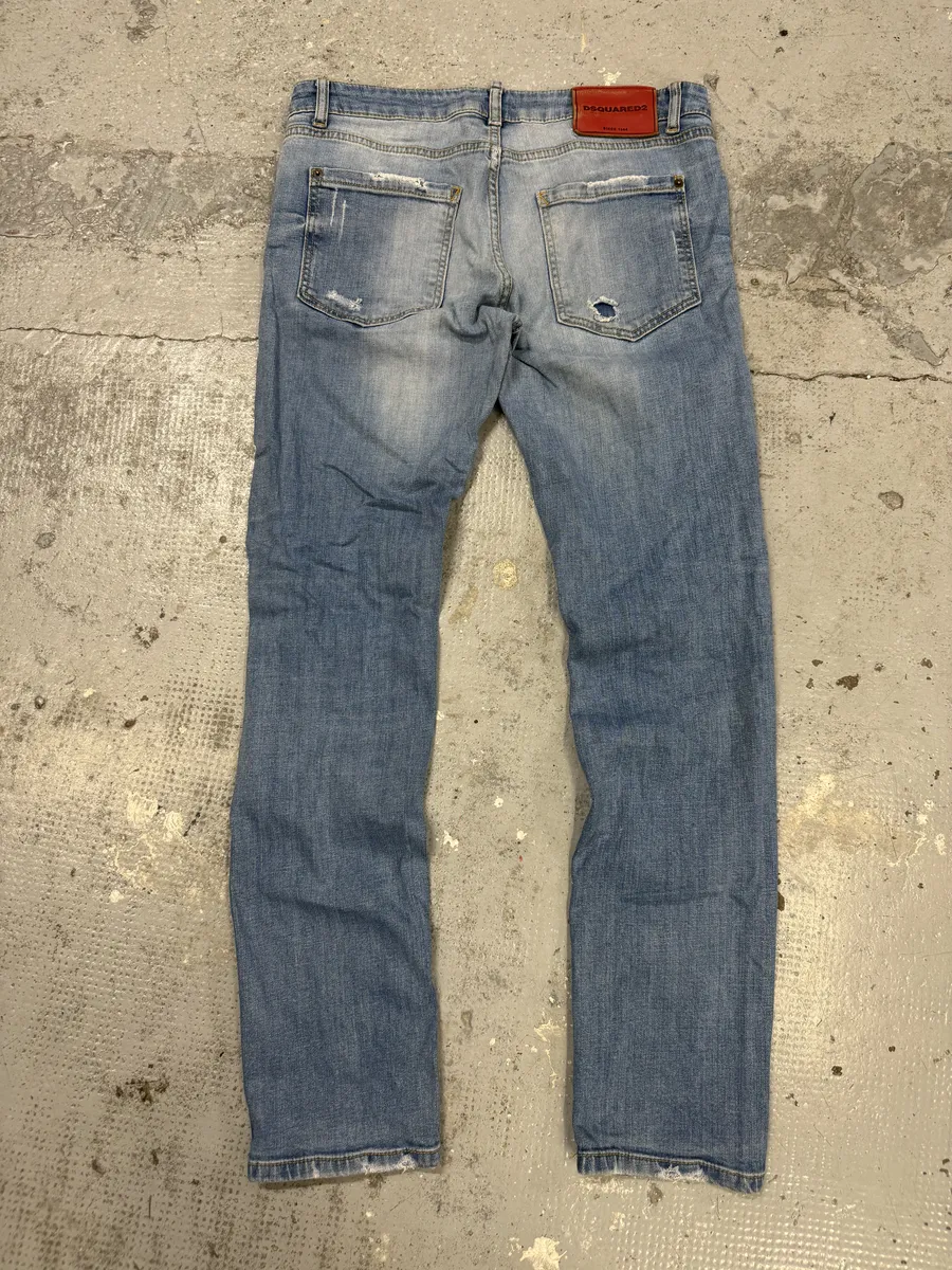 AW2014 DSquared2 Blue Distressed Patchwork Slim Denim Jeans - Image 5